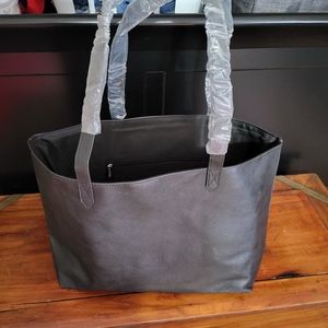 Thirty-one Modern Tote NWT, Rubie Mini NWOT, & All About the Benjamins Wallet